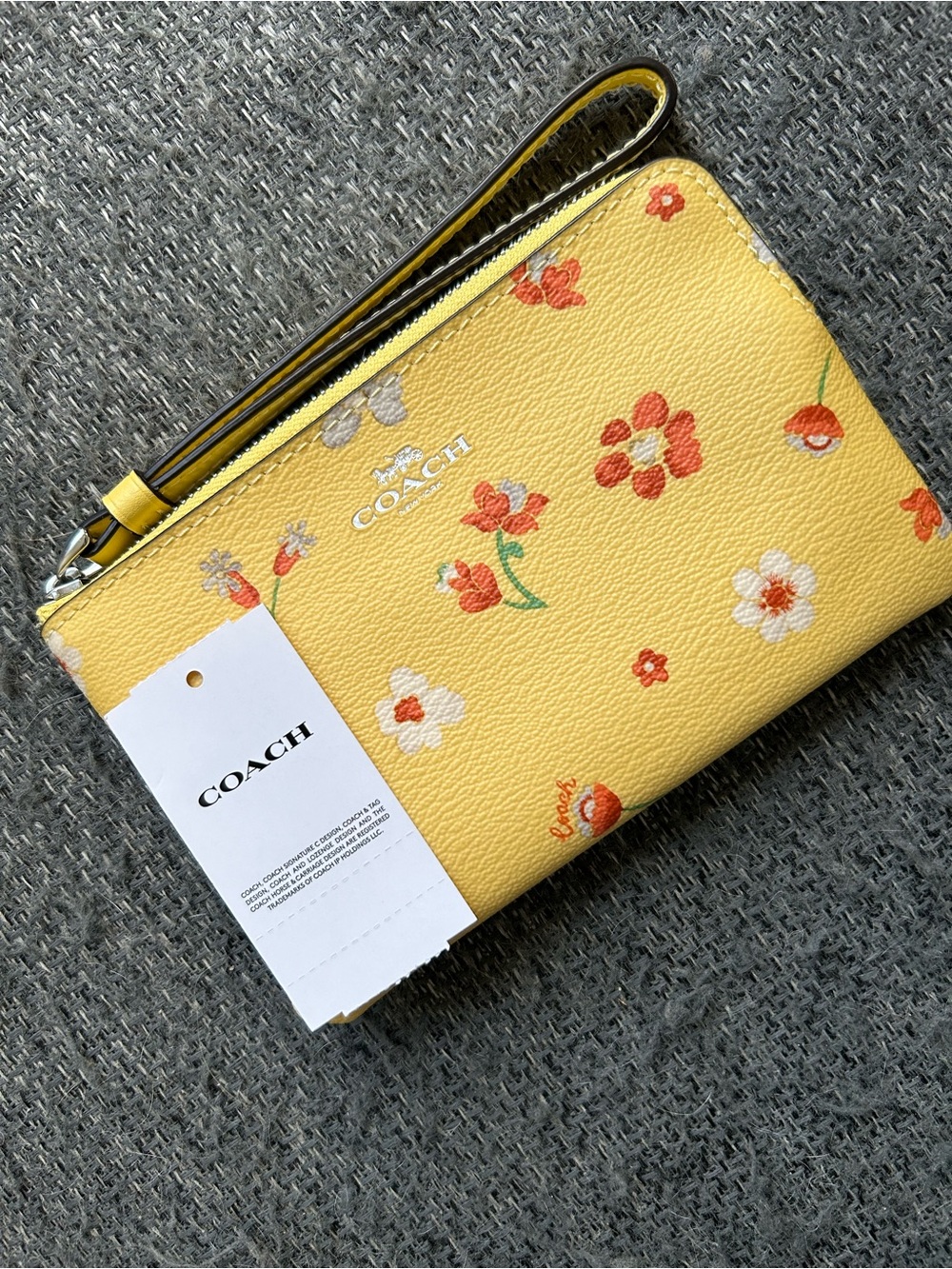 NWT Coach Beautiful Wristlet - Picture 3 of 5